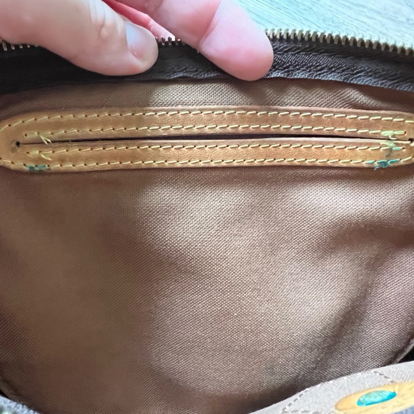 Authentic Vintage Monogram Louis Vuitton Speedy 30 - Picture 11 of 13